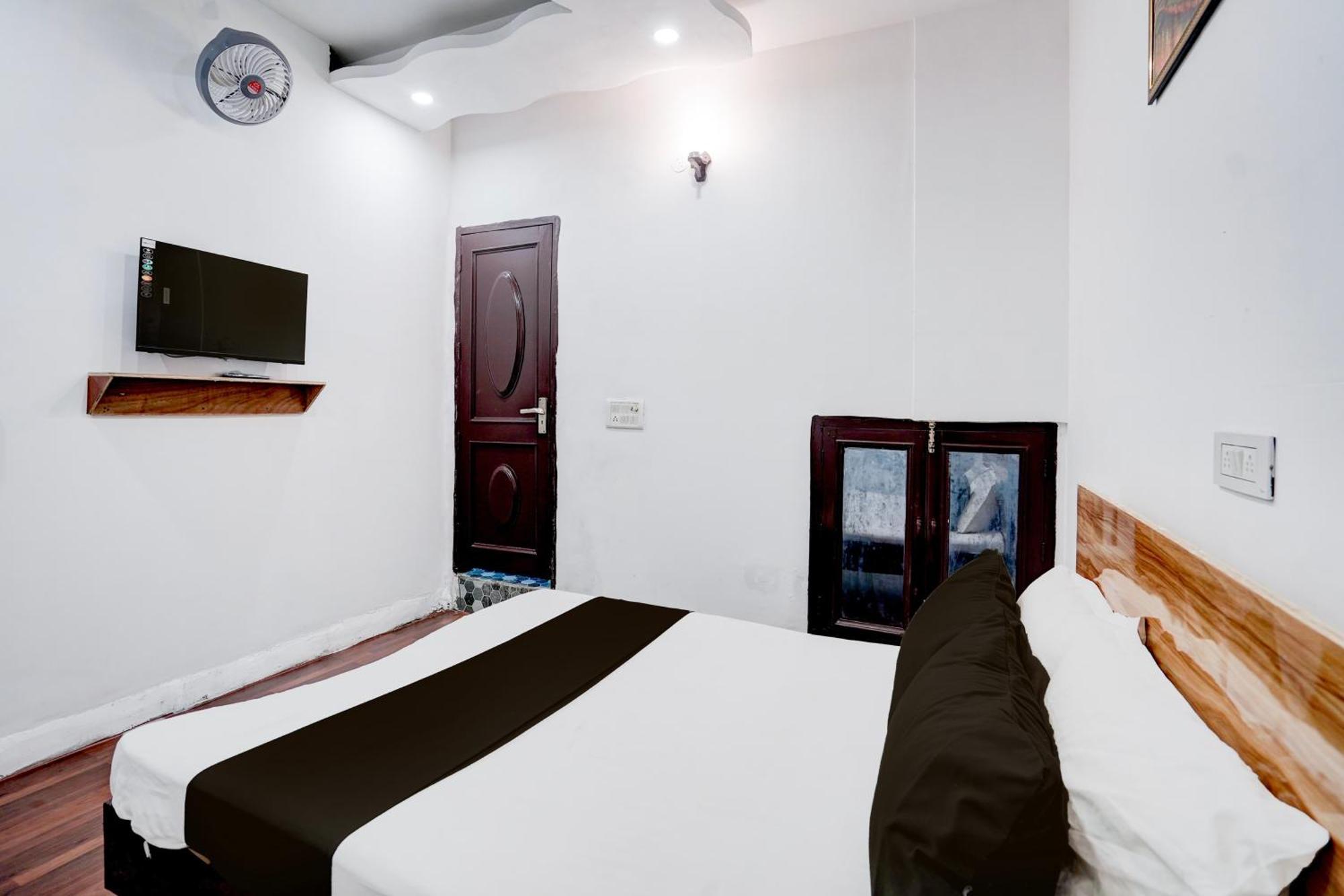 Hotel O Le Empire Stay House Neu-Delhi Exterior foto
